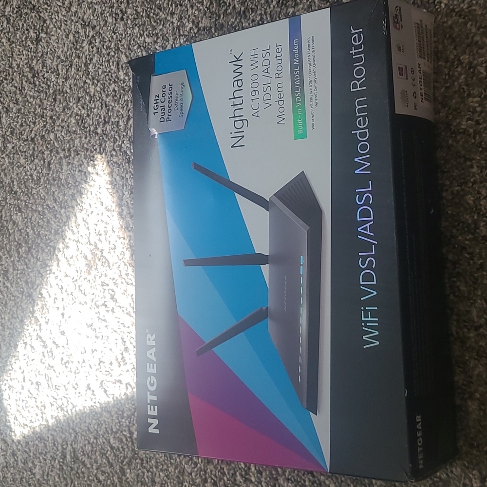 Nighthawk AC1900 Modem Router - Picture 2 of 2